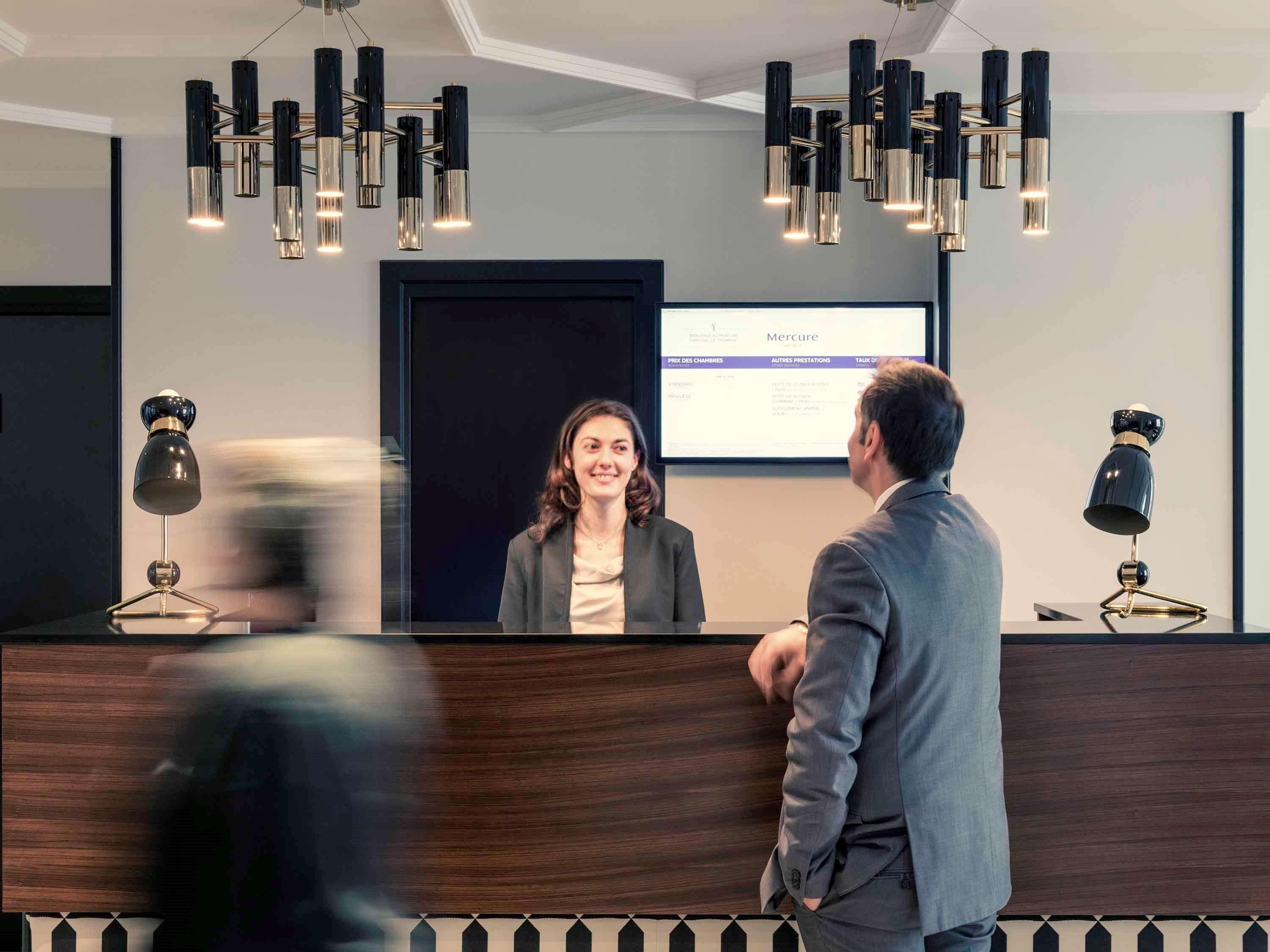 Mercure Paris Arc De Triomphe Wagram Zewnętrze zdjęcie
