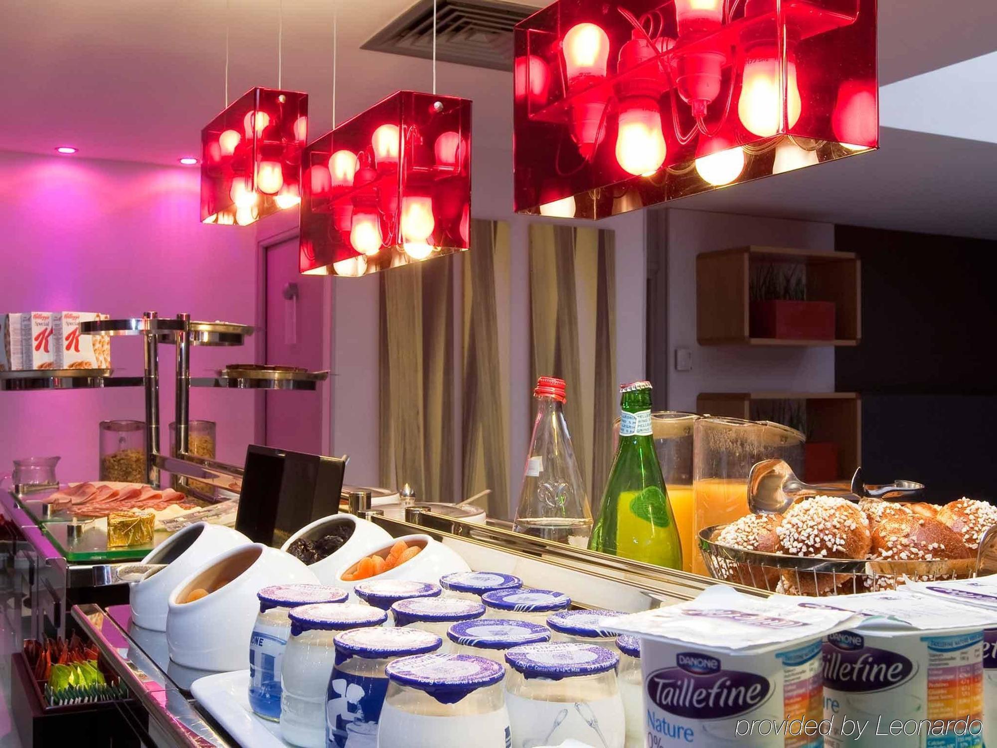 Mercure Paris Arc De Triomphe Wagram Zewnętrze zdjęcie
