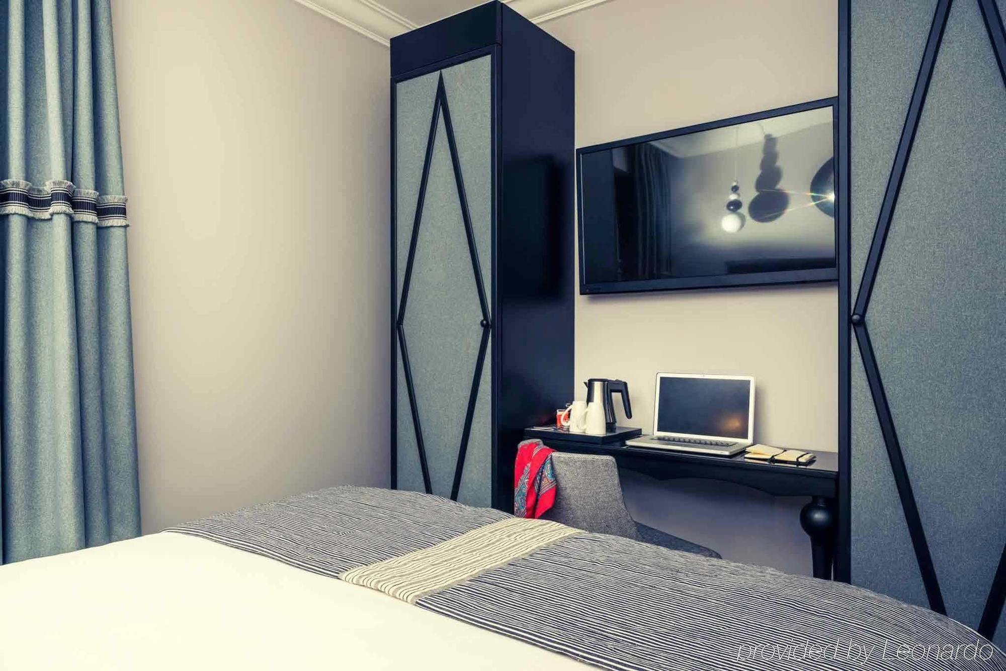 Mercure Paris Arc De Triomphe Wagram Zewnętrze zdjęcie